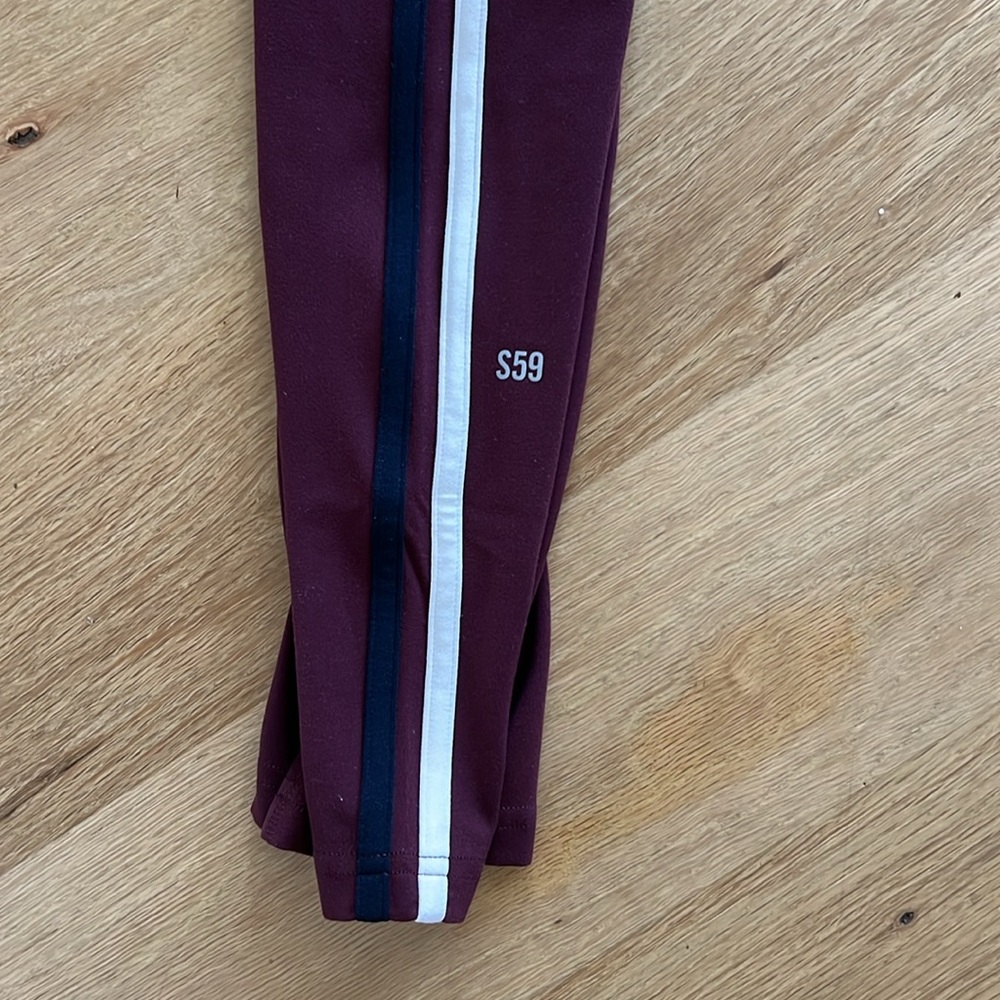 Splits59 Maroon Matching Set - Picture 5 of 5